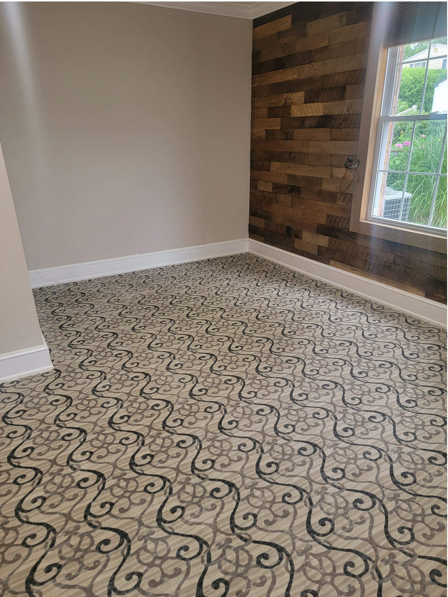 Decorative carpet and stair runner flooring options